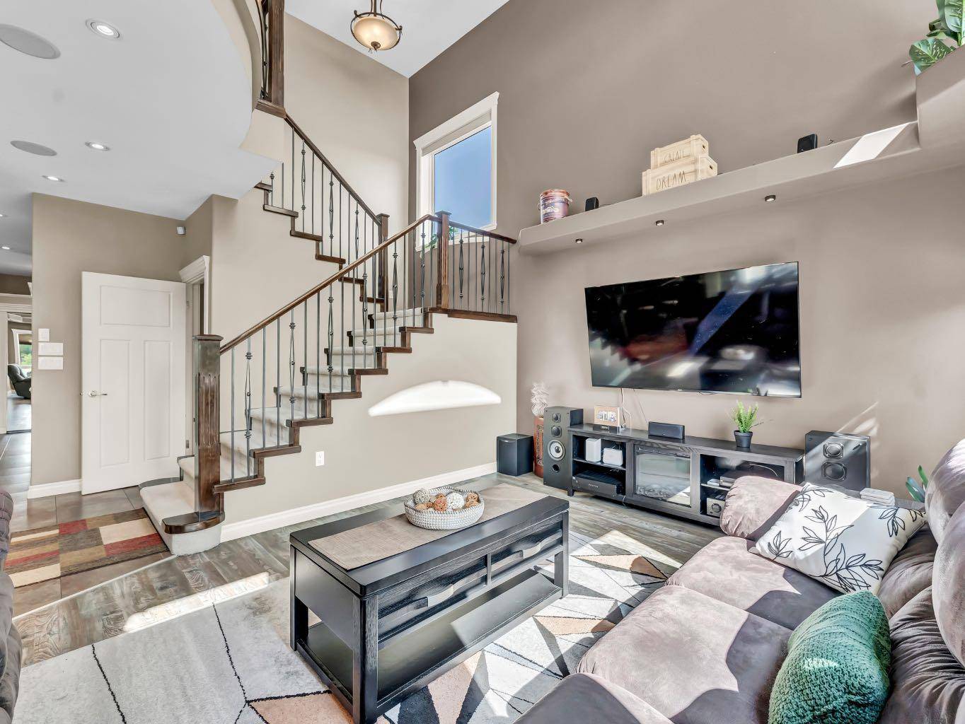 Medicine Hat, AB T1B0C7,85 Hamptons Close Southeast