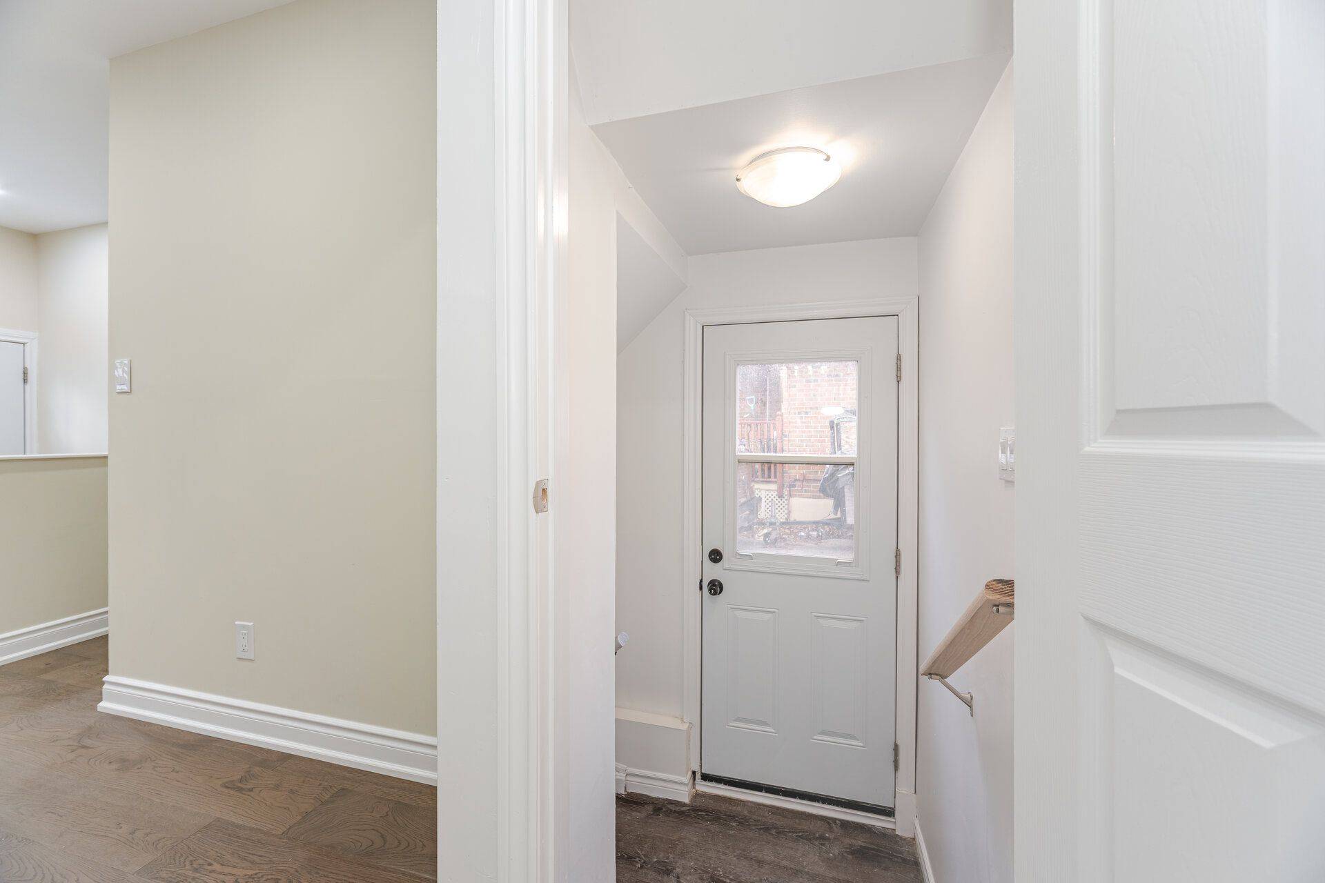 Oshawa, ON L1J 3W5,1287 Oxford ST #BSMT