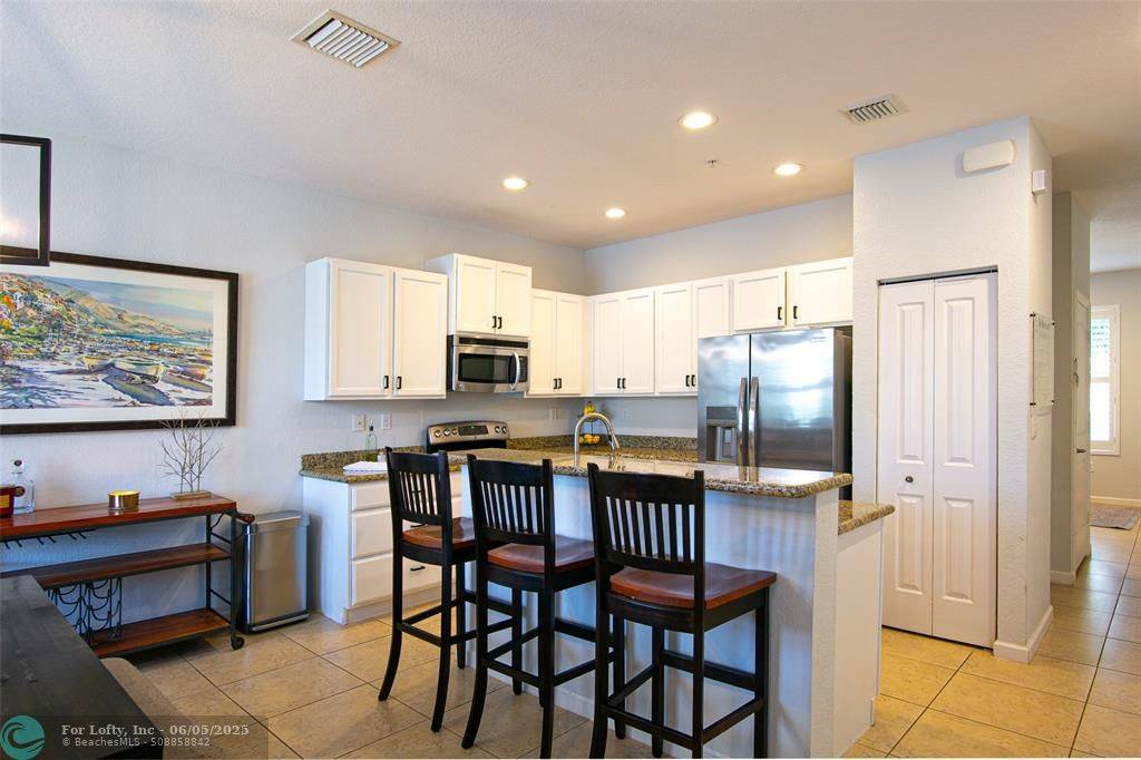 Pompano Beach, FL 33060,231 SW 7th St