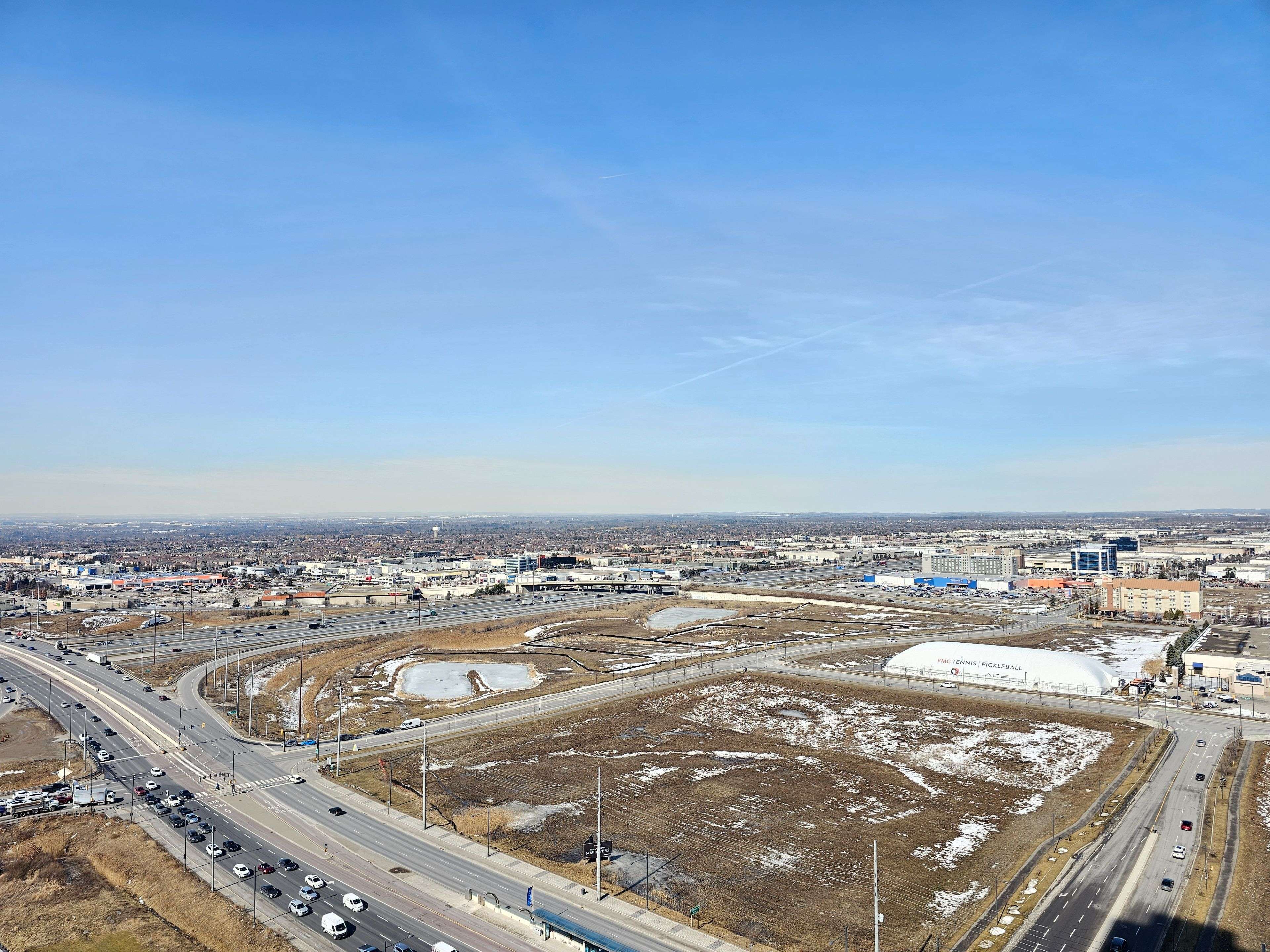 Vaughan, ON L4K 5Z7,195 Commerce ST #2812