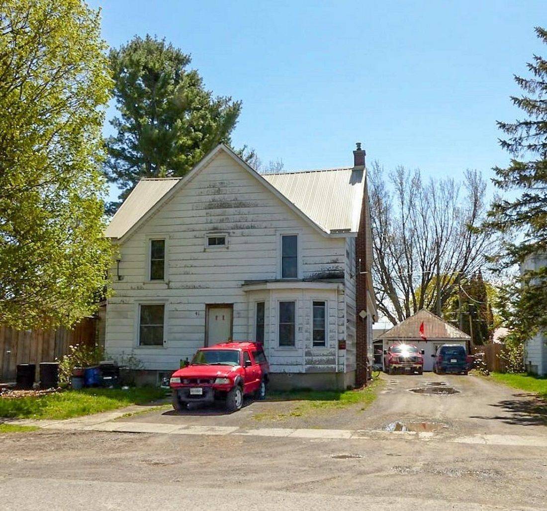 South Dundas, ON K0E 1K0,41 Church AVE