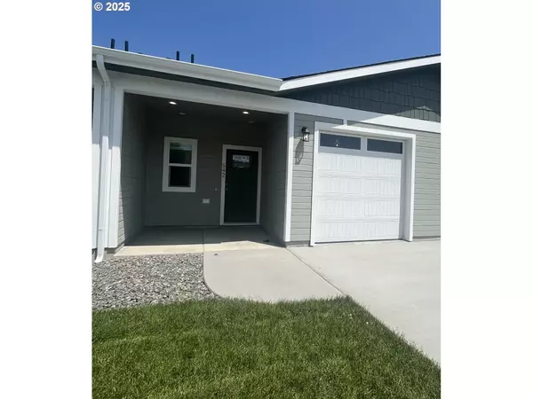 542 PARK SPRINGS AVE, Baker City, OR 97814