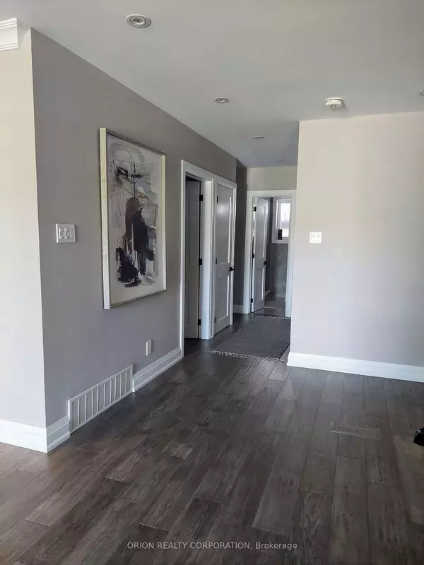 Toronto W08, ON M9C 4B2,20 Bradbury CRES