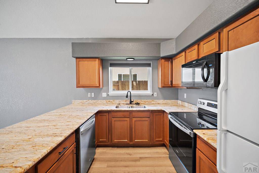 Pueblo, CO 81005,1016 Cedarcrest Dr