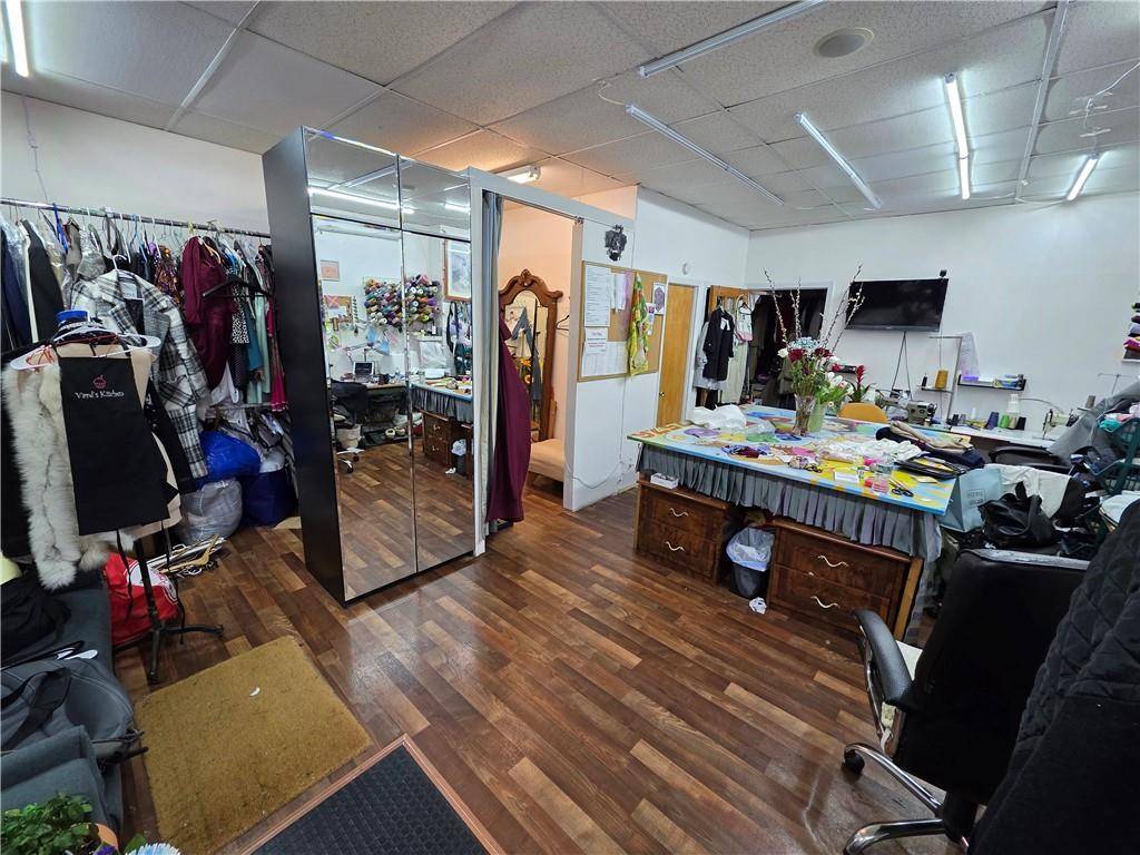 2576 East 14th ST, Brooklyn, NY 11235