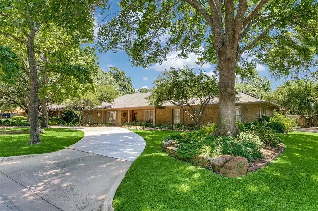 Dallas, TX 75229,4120 Shady Hill Drive