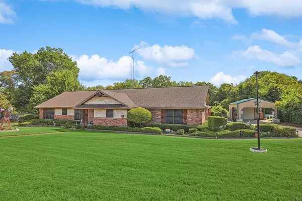 111 Golden Road,  Sherman,  TX 75090