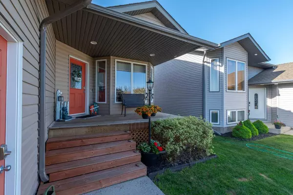 Lloydminster, AB T9V1P1,6816 39A ST