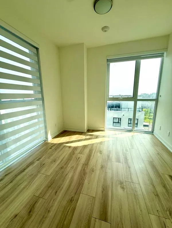 Oakville, ON L6H 7C2,335 Wheat Boom DR #616