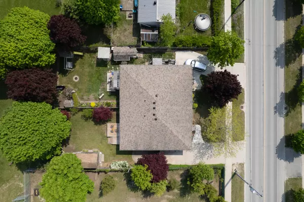 Kincardine, ON N2Z 2R6,287 Queen ST