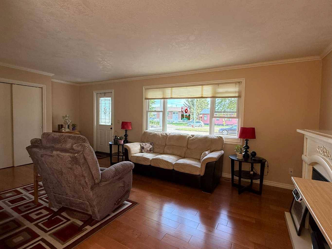 High Prairie, AB T0G 1E0,5825 47 Street (Alder Cr)
