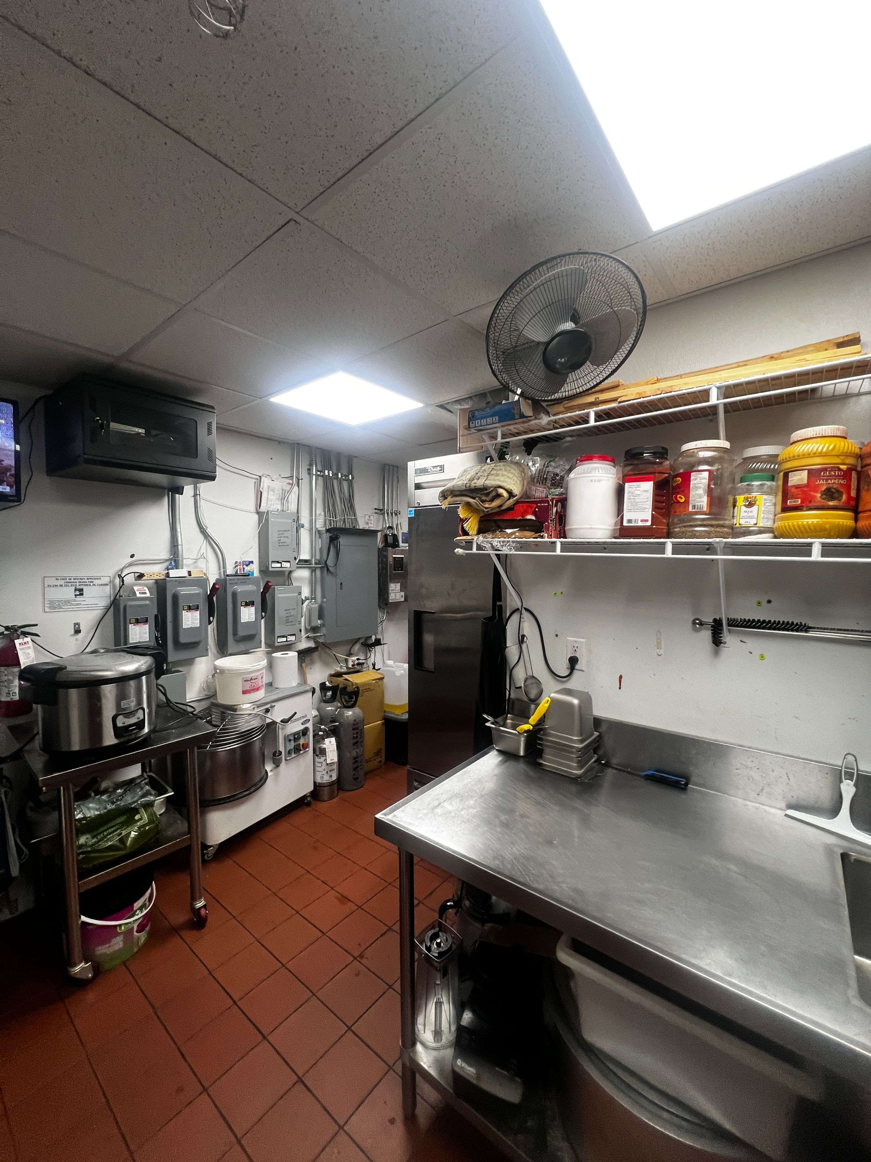 Toronto E04, ON M1L 0H2,69 Lebovic AVE #D110