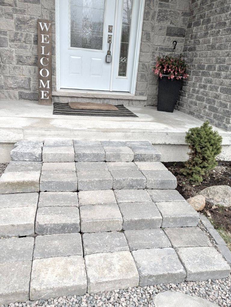 Oro-medonte, ON L0L 1T0,33 Springhome RD