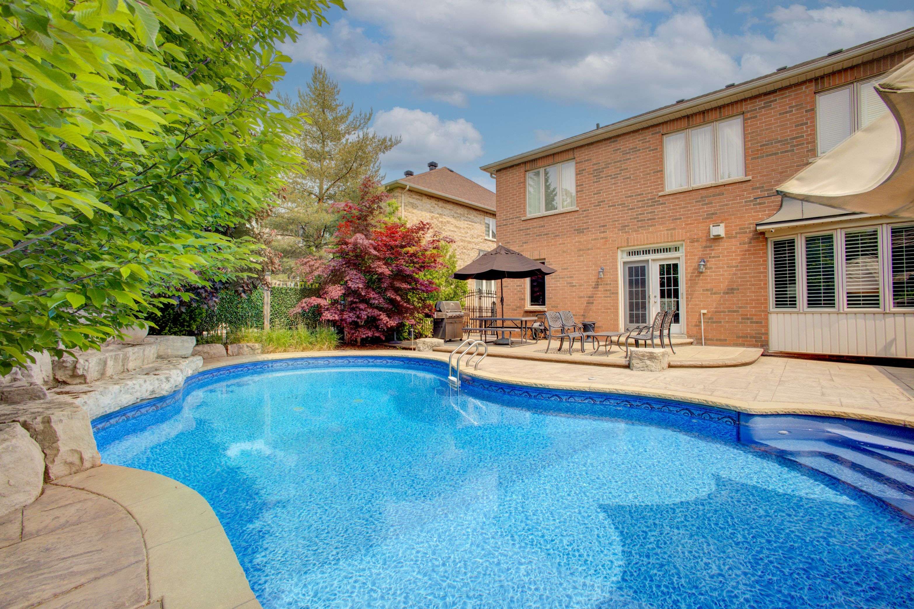 Oakville, ON L6H 7W3,1521 Craigleith RD