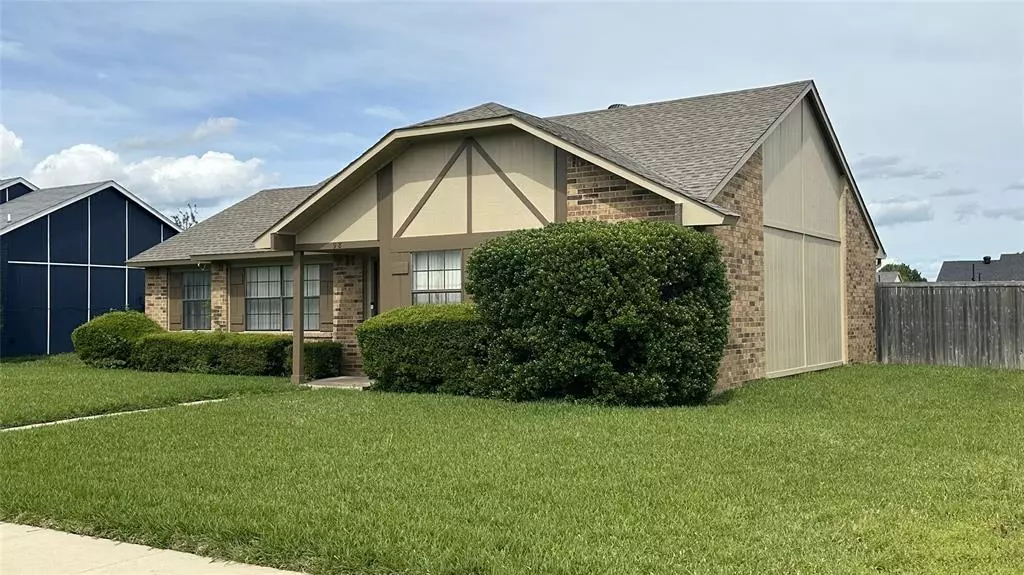 918 Maydelle Lane, Garland, TX 75042