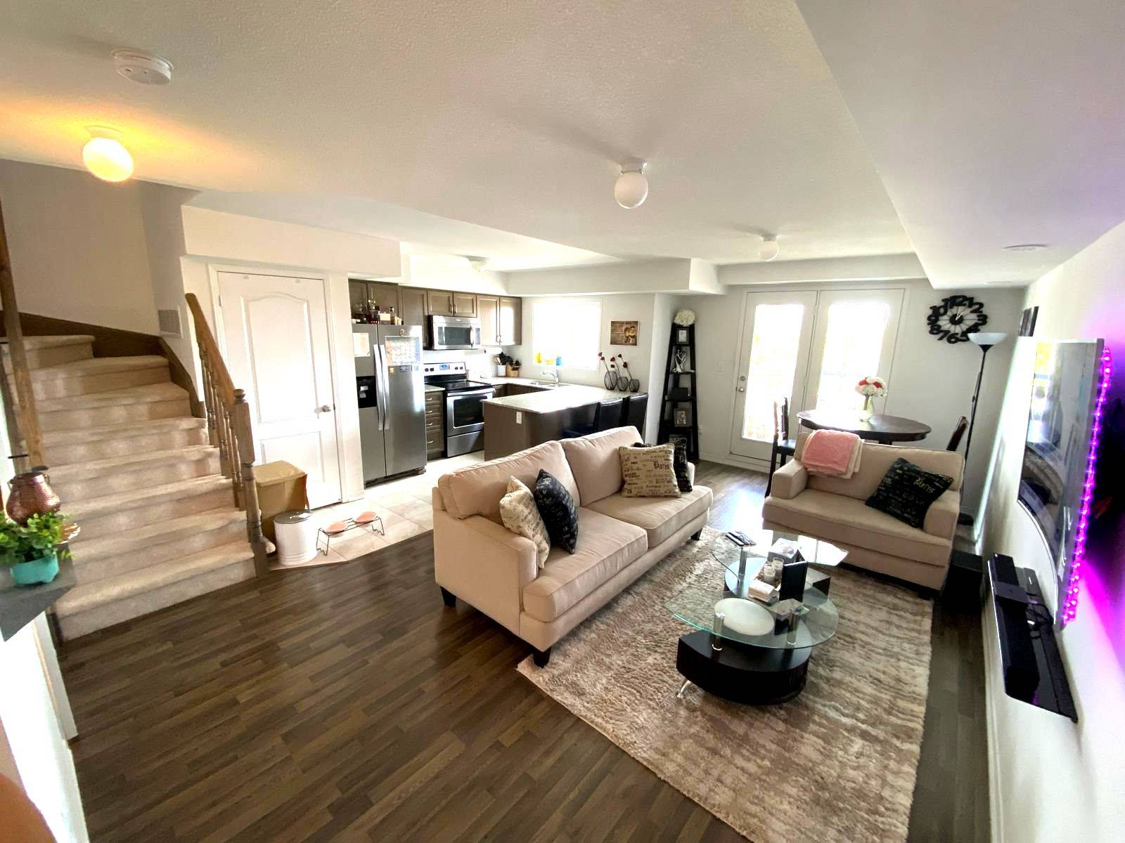 Oakville, ON L6H 0K1,2508 POST RD #18