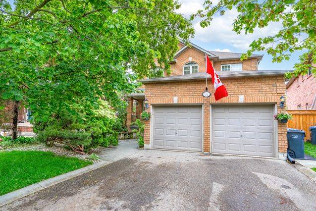 Brampton, ON L7A 1J3,57 Creekwood DR