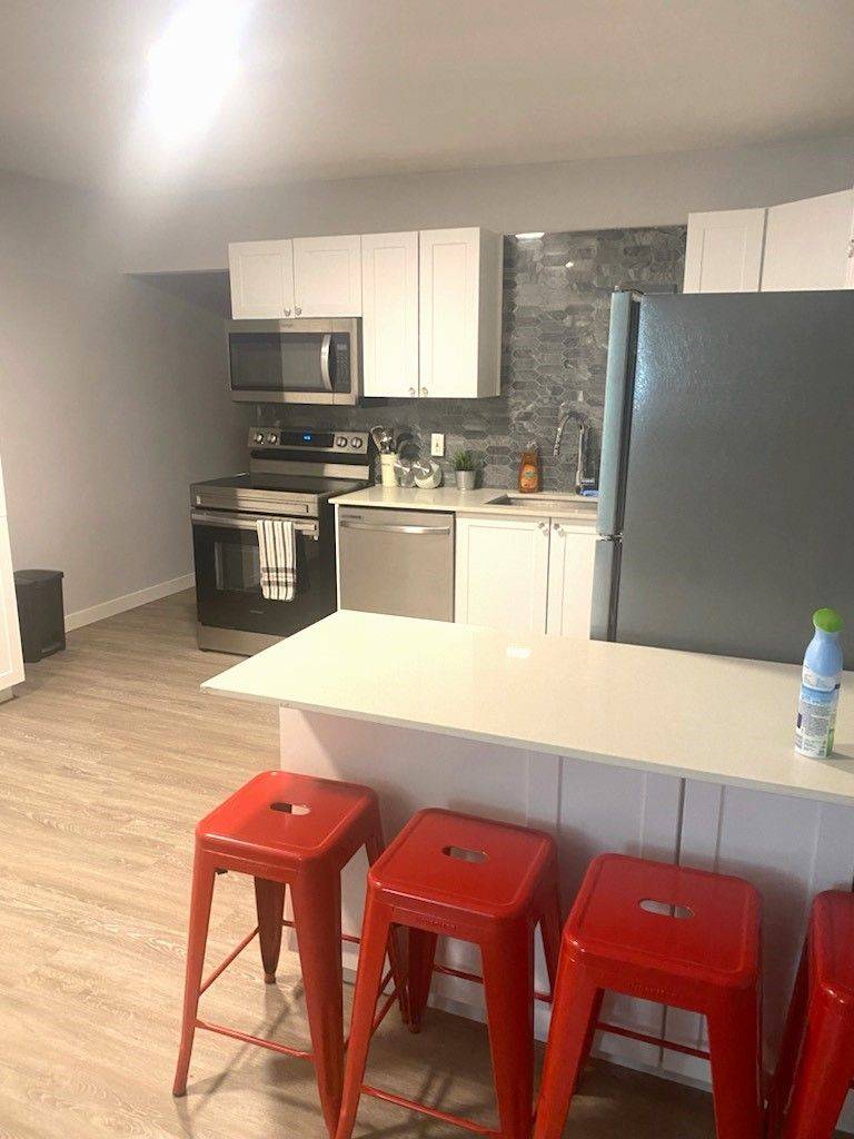 Waterloo, ON N2L 2R7,87 westmount RD N #Unit 5 Level 1