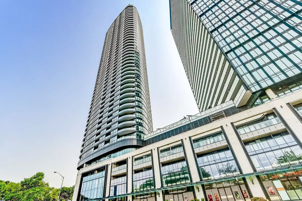 Toronto C08, ON M4W 0B3,585 Bloor ST E #415