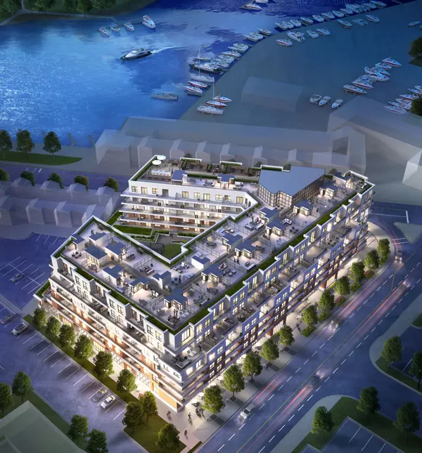 Oakville, ON L6L 1H7,2432 Lakeshore RD W #516