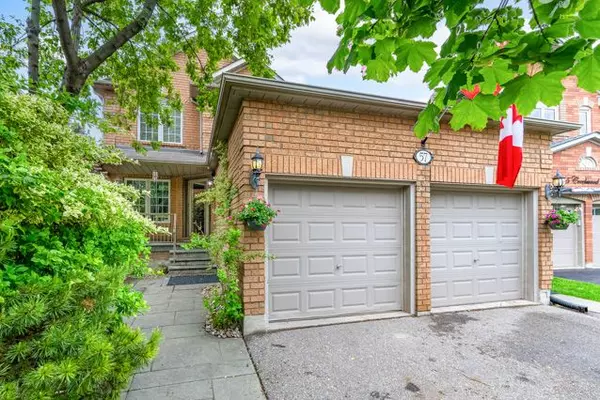 57 Creekwood DR, Brampton, ON L7A 1J3