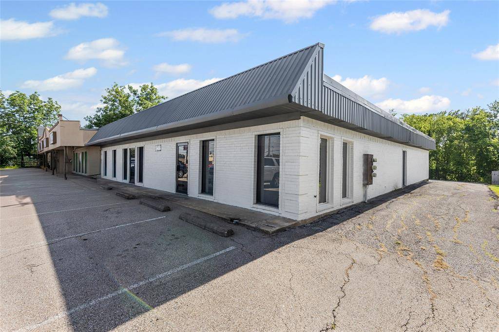 Greenville, TX 75402,5408 Wesley Street