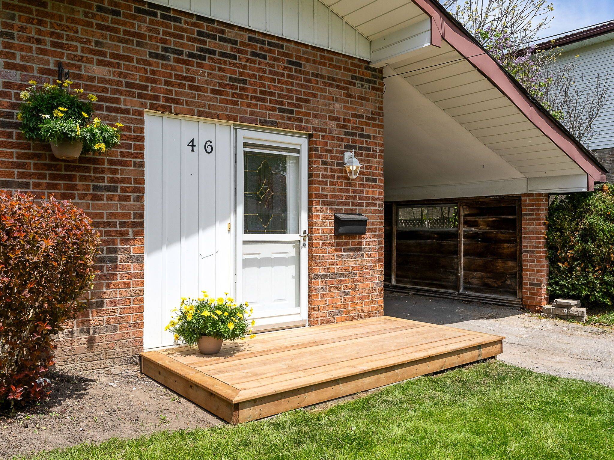 Cobourg, ON K9A 4M9,46 Meredith CRES