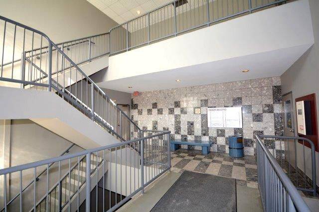 London South, ON N6C 5Z9,339 WELLINGTON RD #G20A