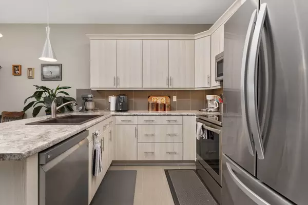 Camrose, AB T4V 5E2,7303A 44B AVE