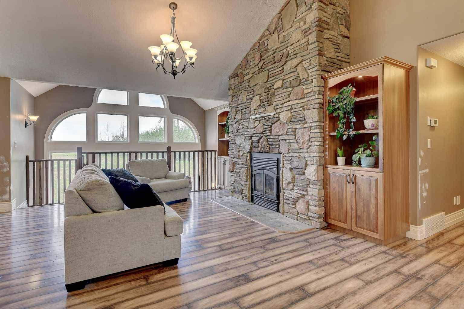 Grande Prairie, AB T8X 4G6,715075 Range Road 54