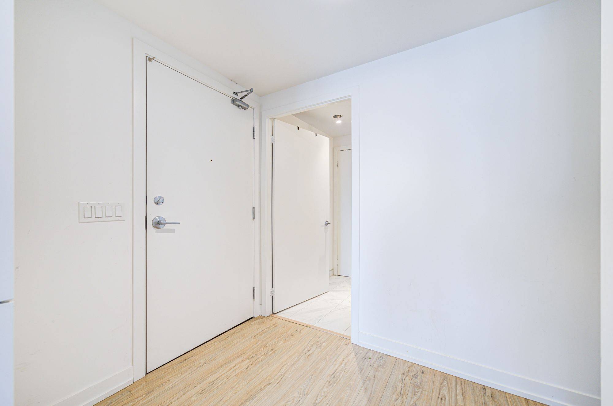 Toronto C08, ON M4Y 0E9,85 Wood ST #4105