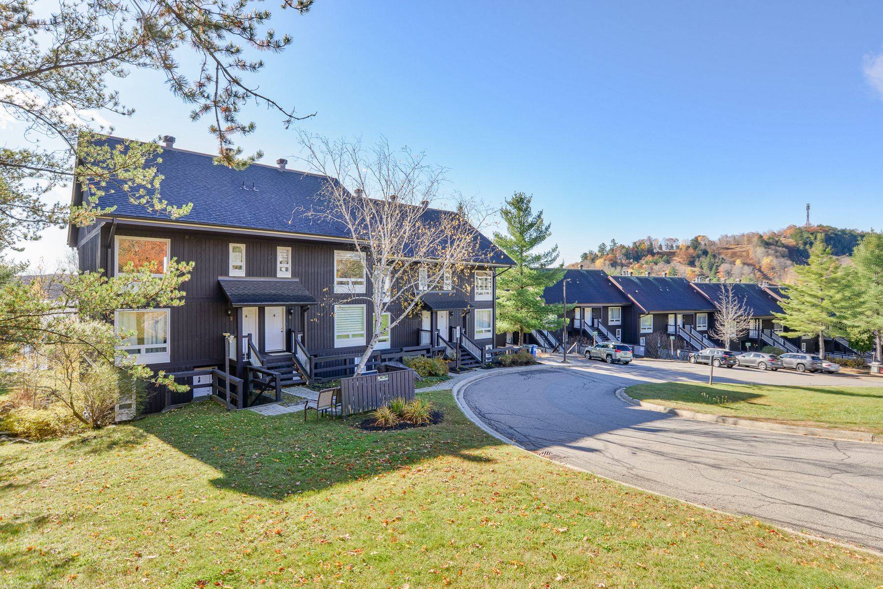 Huntsville, ON P1H 1A8,4 TURNER DR