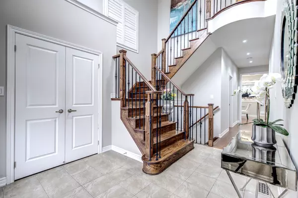 Vaughan, ON L4H 4L5,14 Beaconsfield DR