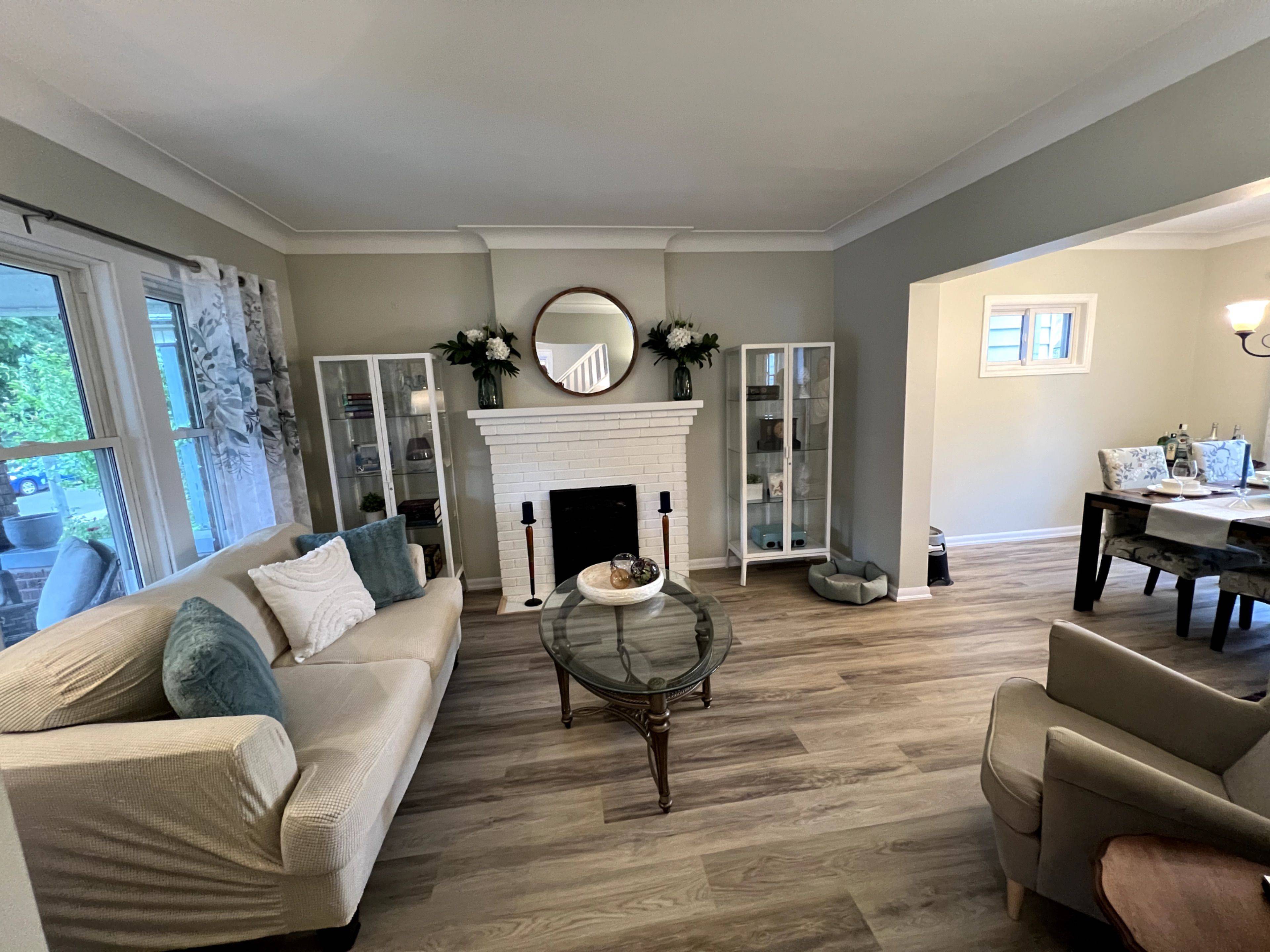Windsor, ON N9A 2N8,844 Moy AVE