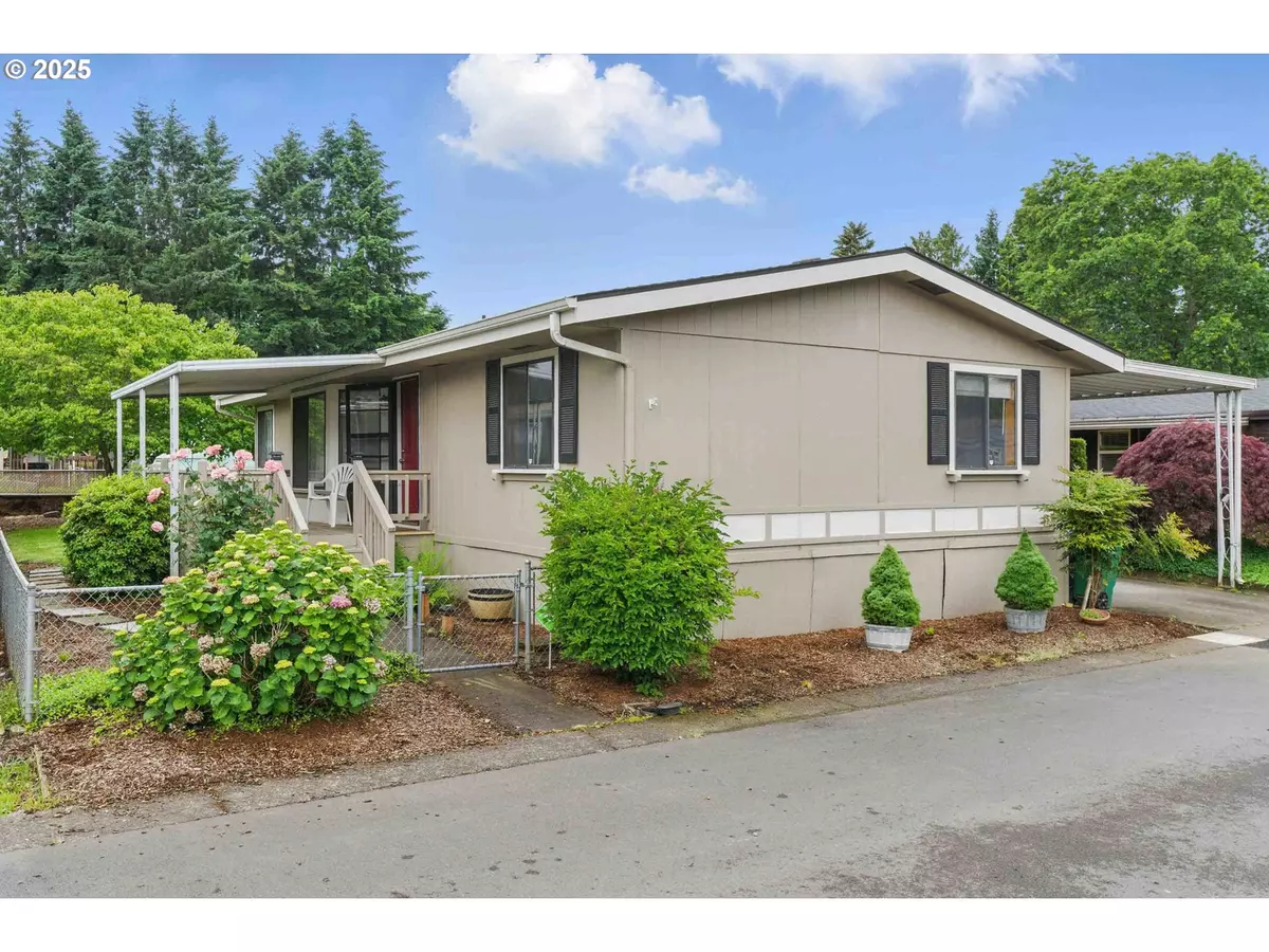 Milwaukie, OR 97222,10523 SE LINWOOD AVE #16