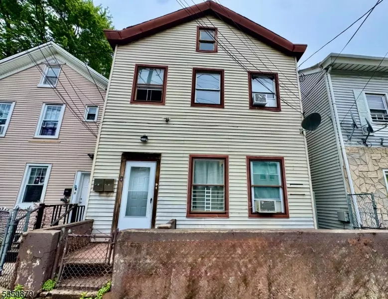 150 East Main Street, Paterson City, NJ 07522
