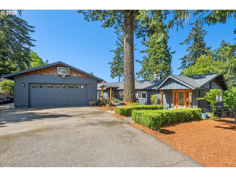 2475 HILLCREST DR, West Linn, OR 97068