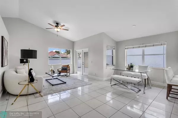 Davie, FL 33328,9334 Arborwood Cir