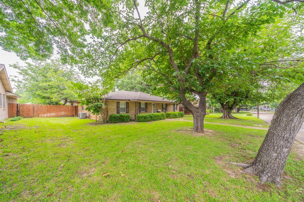 Grand Prairie, TX 75050,1813 Hampshire Street
