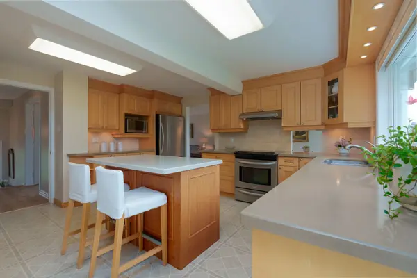 Halton Hills, ON L7G 1E7,67 Irwin CRES