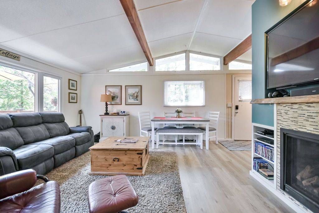Ramara, ON L0K 2B0,7697 West River RD