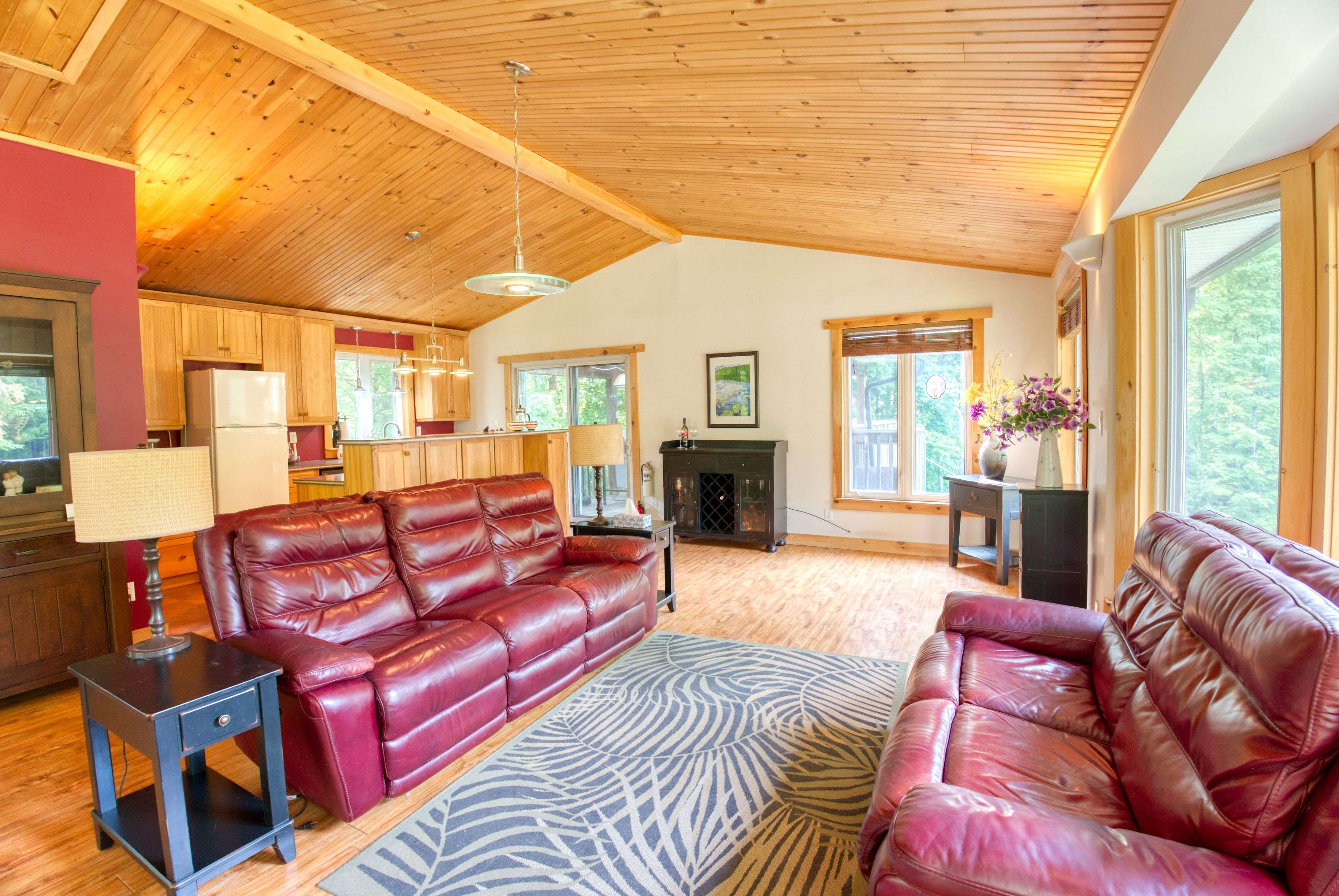 Frontenac, ON K0H 2B0,1191 Rock Lake RD