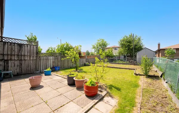 Mississauga, ON L4T 3P8,7817 Wildfern DR