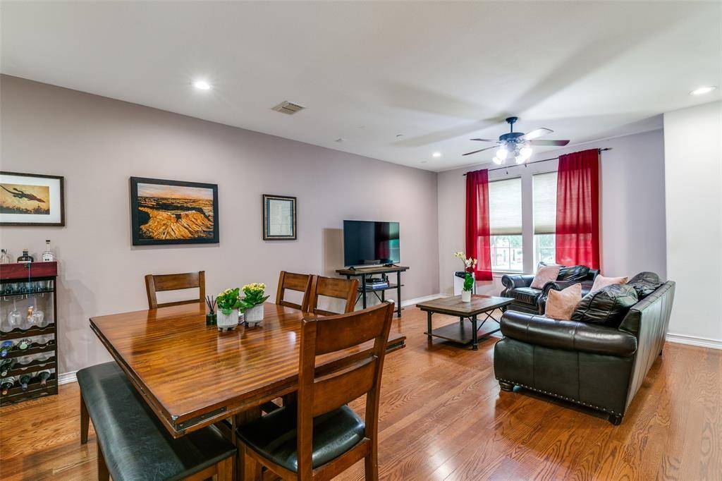 Dallas, TX 75214,1600 Abrams Road #9