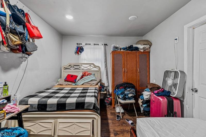 Elizabeth City, NJ 07202,316-318 John St