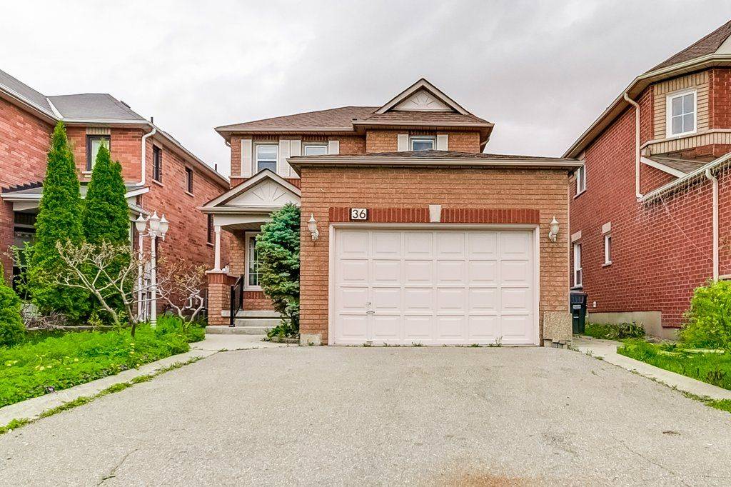 Brampton, ON L7A 1H1,36 Mapleshade DR #Upper