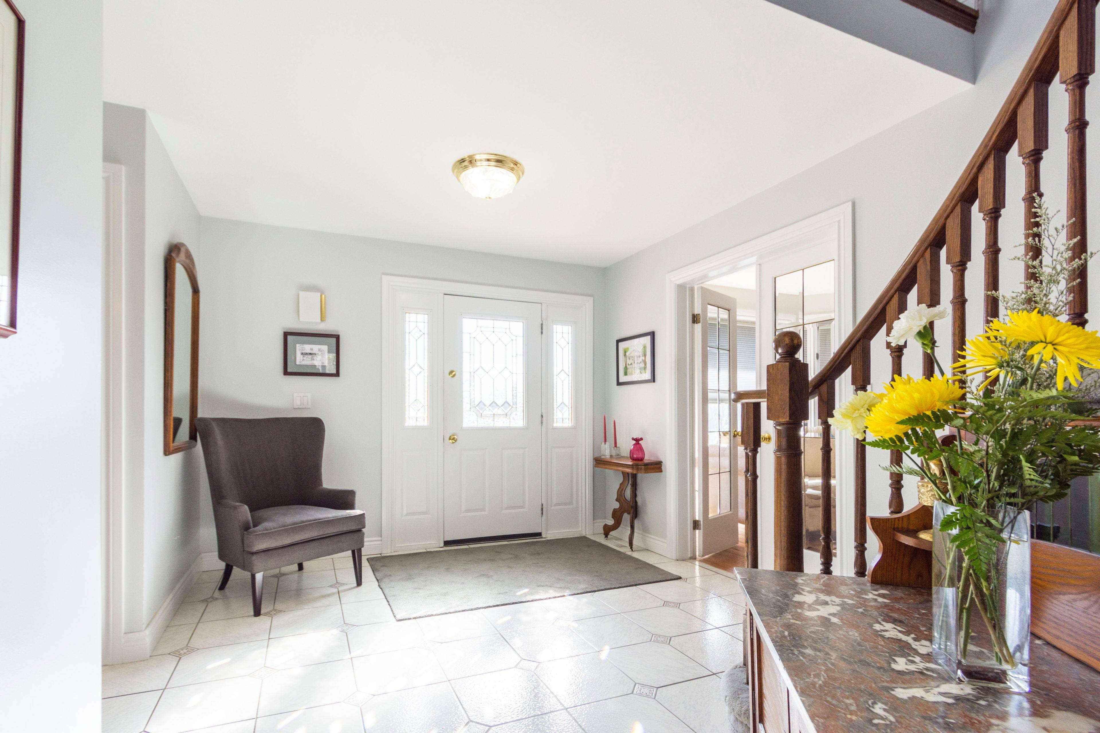 Belleville, ON K8P 5E5,4 Queensboro CT