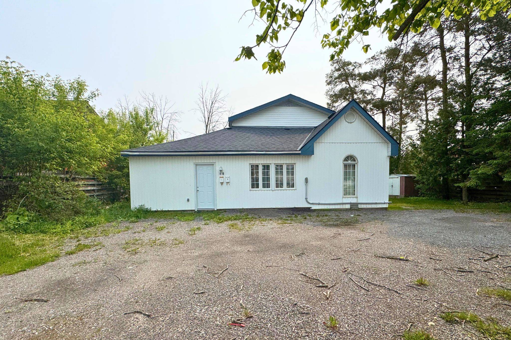 Kawartha Lakes, ON K9V 3H6,88 Albert ST S