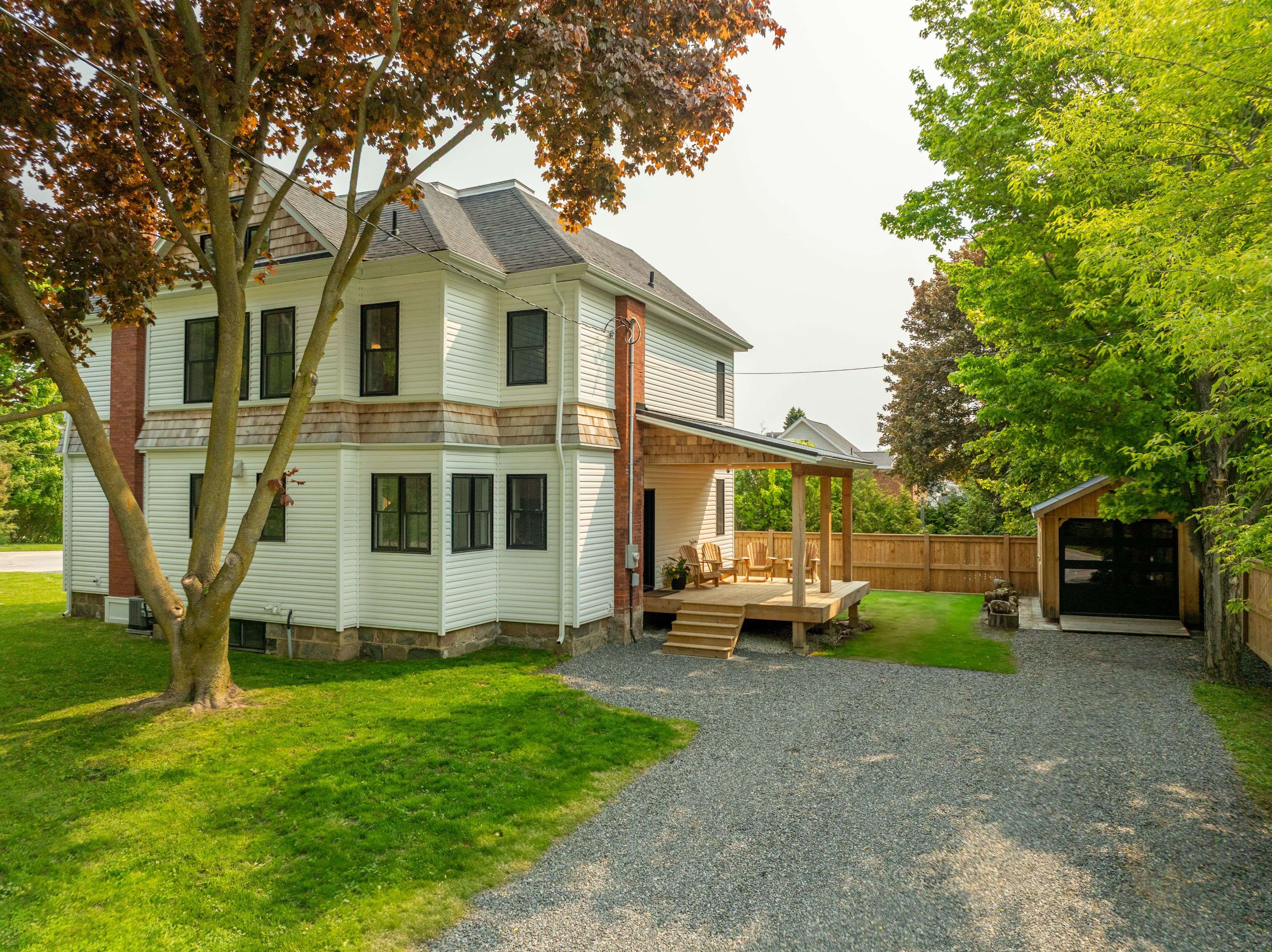 Meaford, ON N4L 1G3,163 Trowbridge ST W