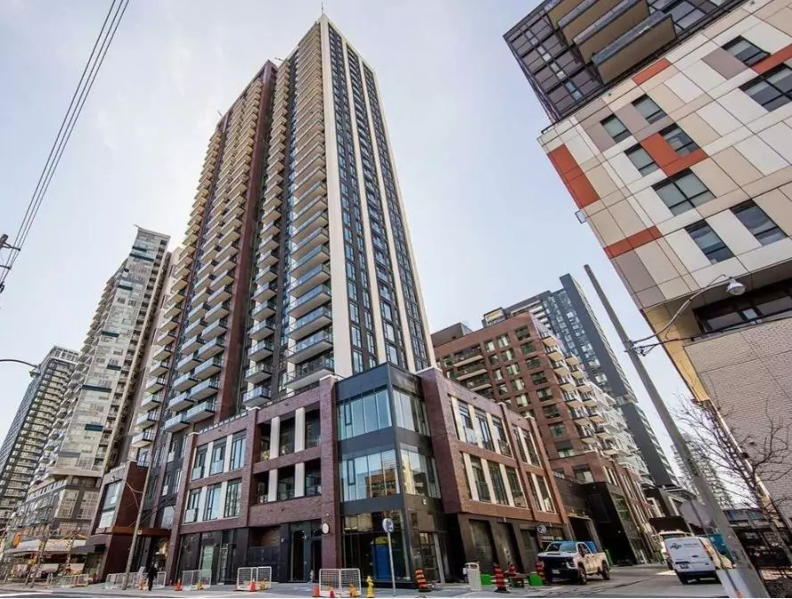 Toronto C08, ON M5A 0R8,130 River ST #408